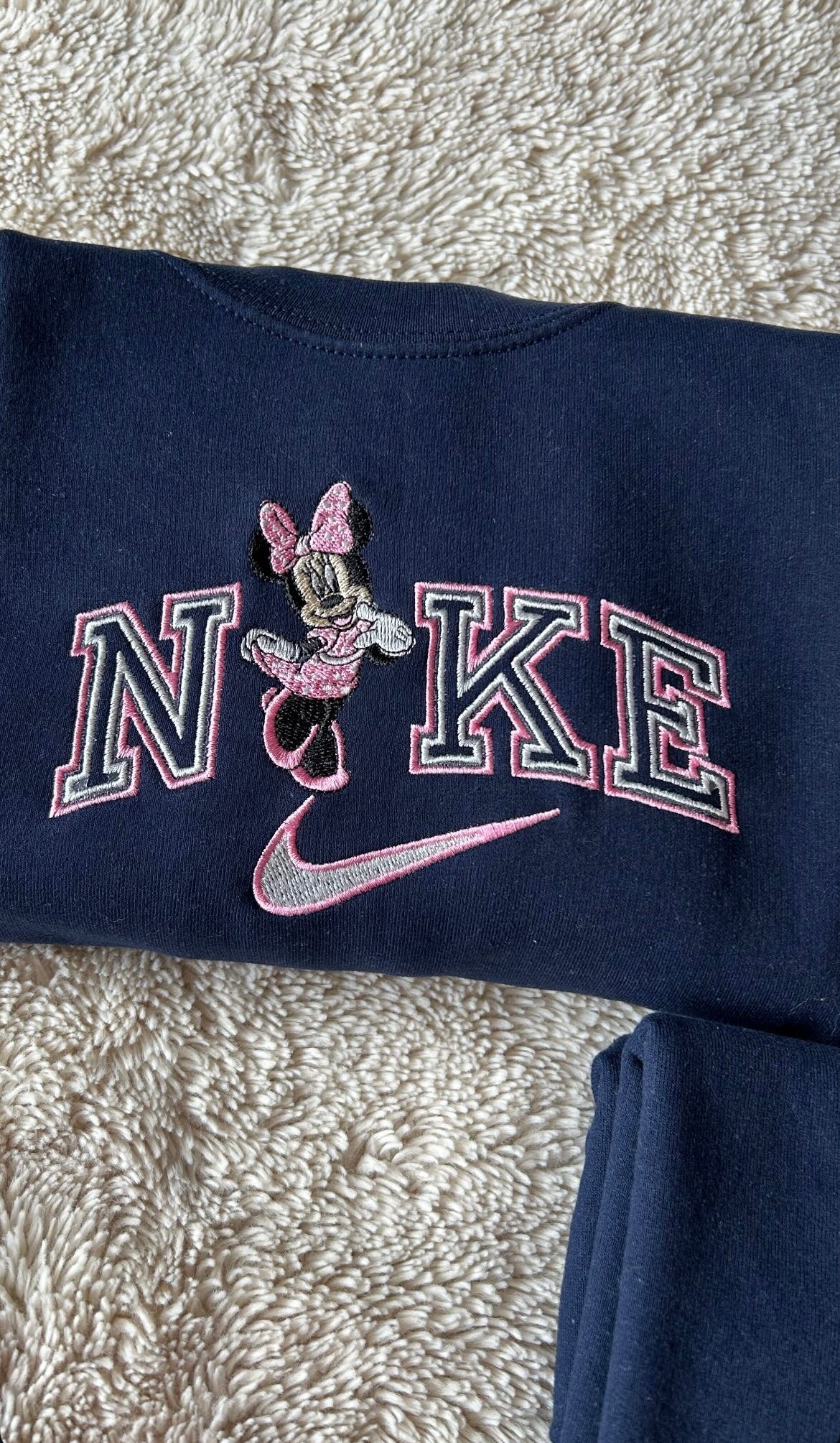 Sweat-shirt molletonné oversize unisexe – n*ke Minnie