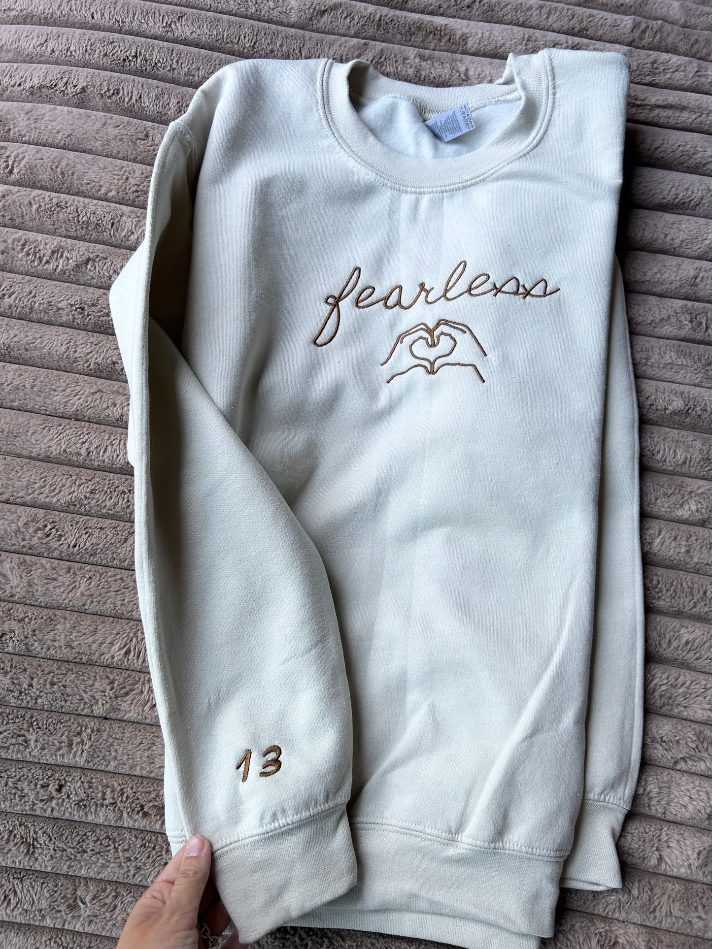 Sweat-shirt brodés fearless / Taylor Swift