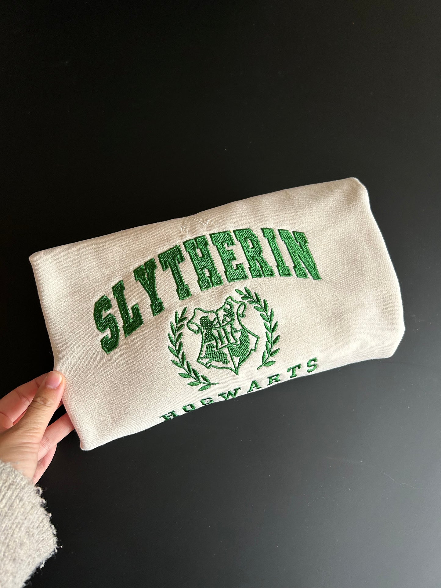 Sweat-shirt brodés slytherin / Harry Potter