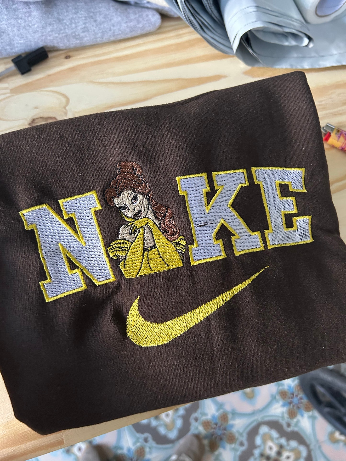 Sweat-shirt molletonné et oversize - n*ke la belle