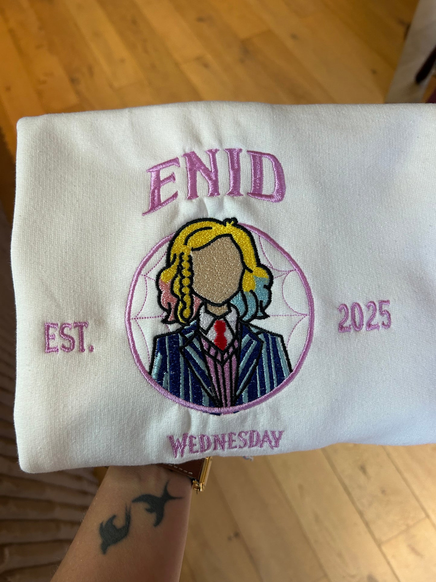 Sweat-shirt molletonné oversize – Enid (inspiré de la série Mercredi)