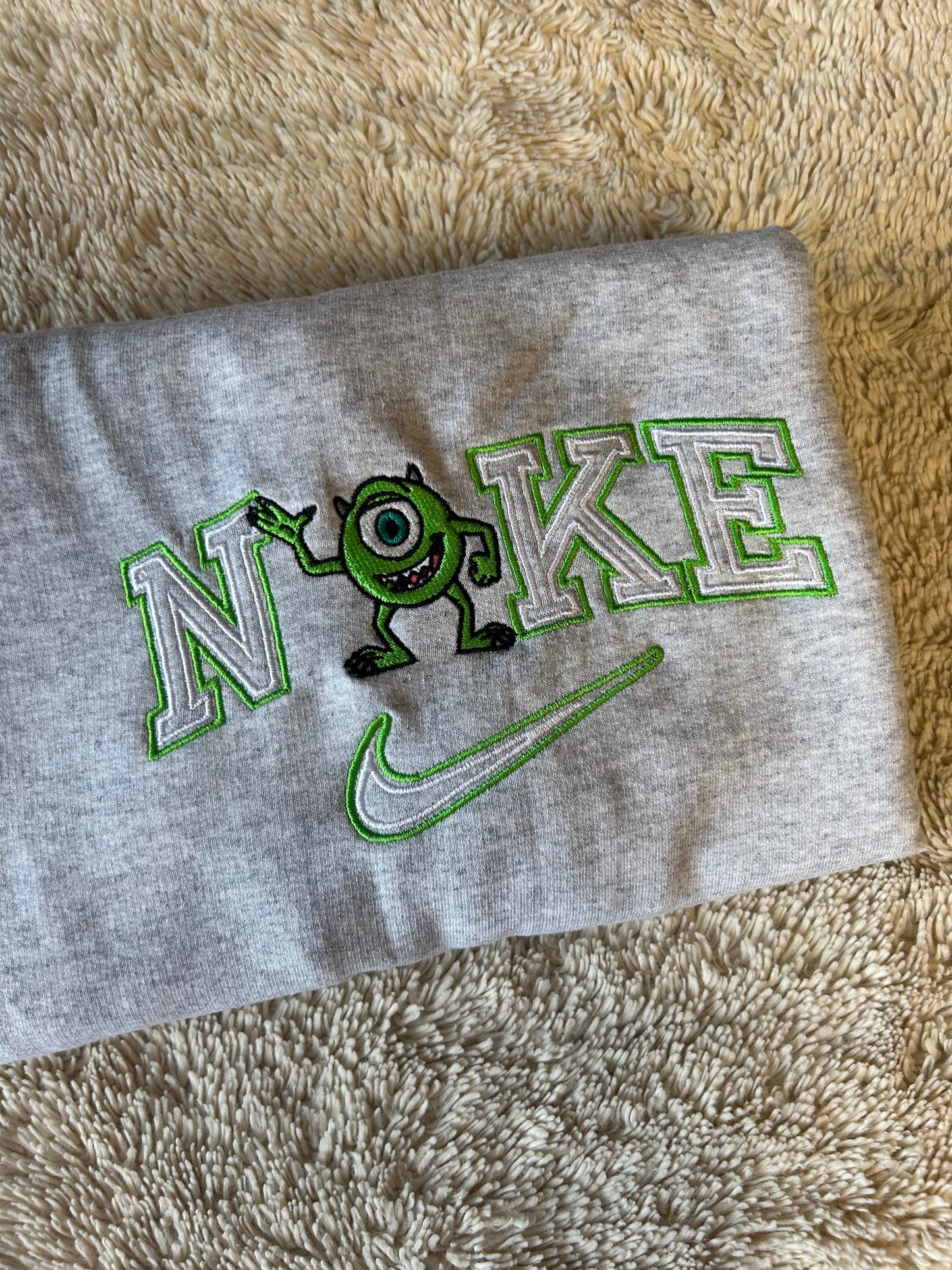 Sweat-shirt molletonné oversize unisexe – Bob Razowski