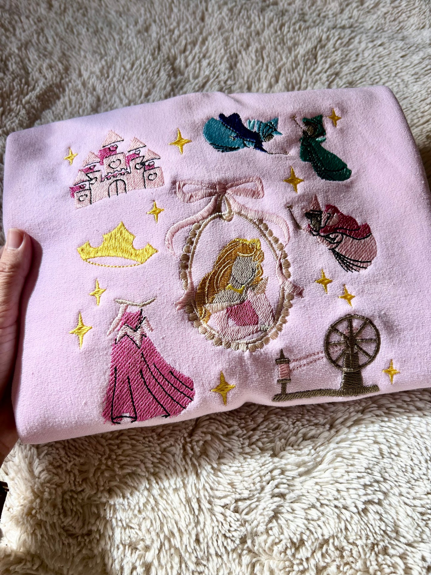 Sweat-shirt oversize et molletonné - univers la belle au bois dormant