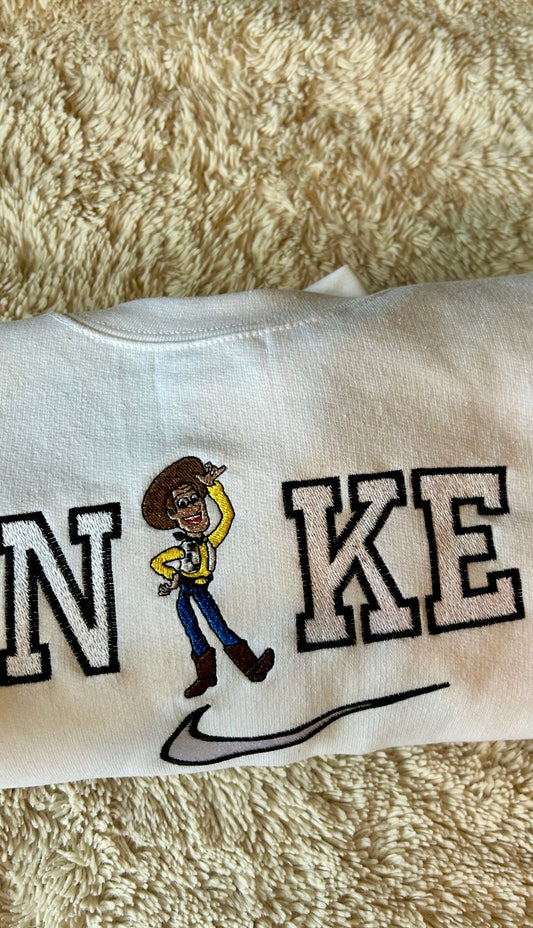 Sweat-shirt molletonné oversize – n*ke Woody (Toy Story)