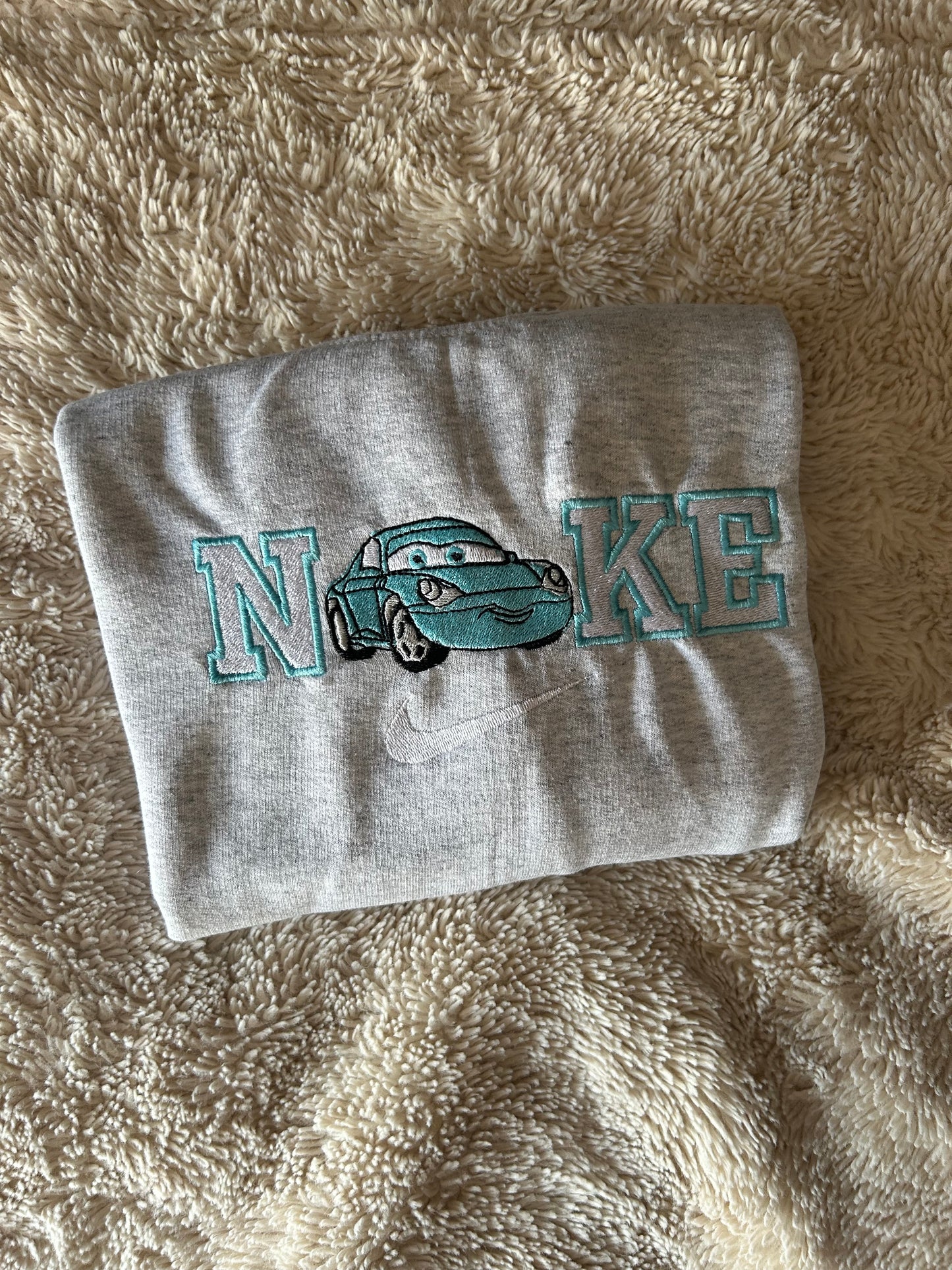 Sweat-shirt molletonné oversize unisexe – Sally Cars