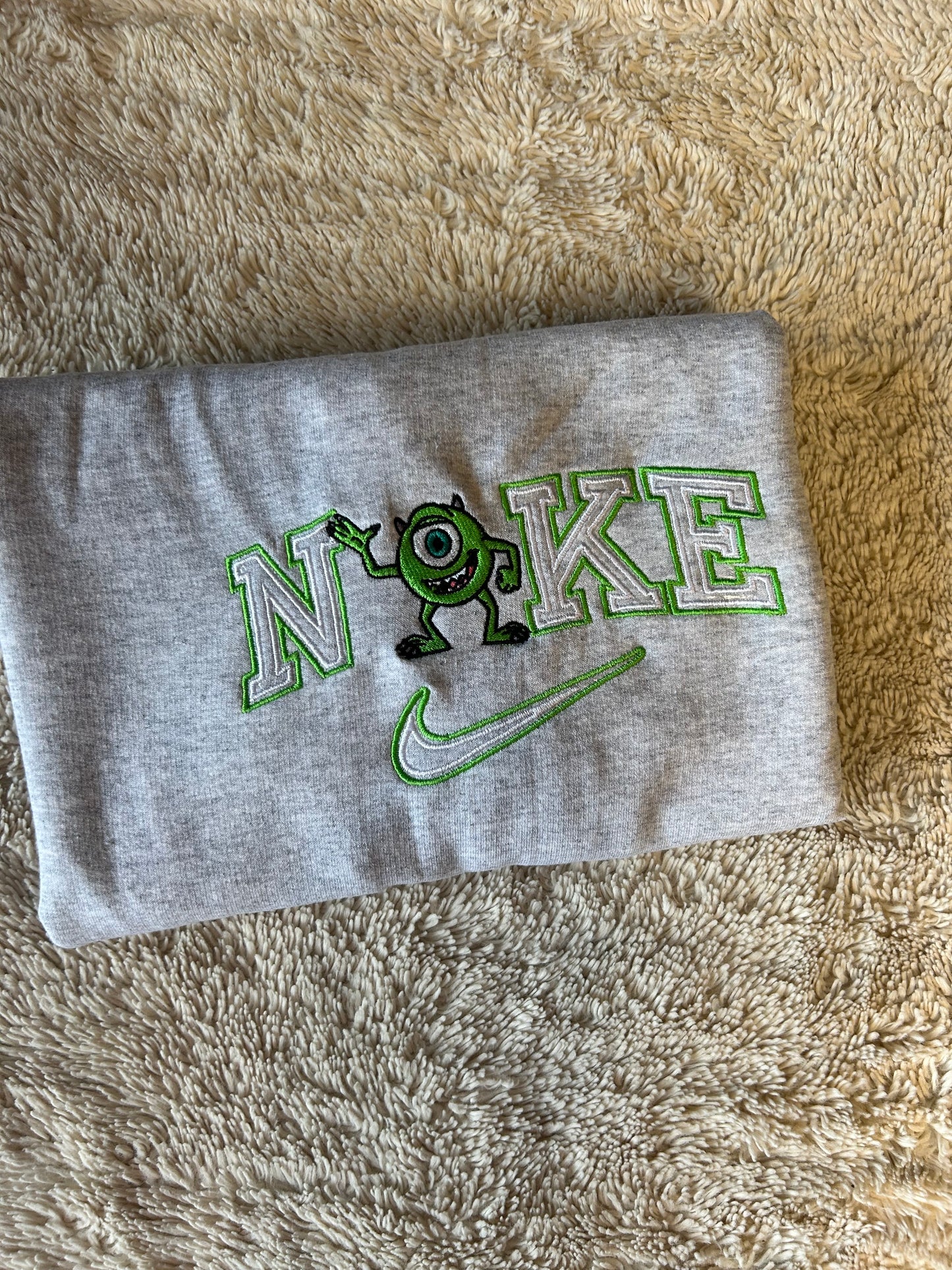 Sweat-shirt molletonné oversize unisexe – Bob Razowski