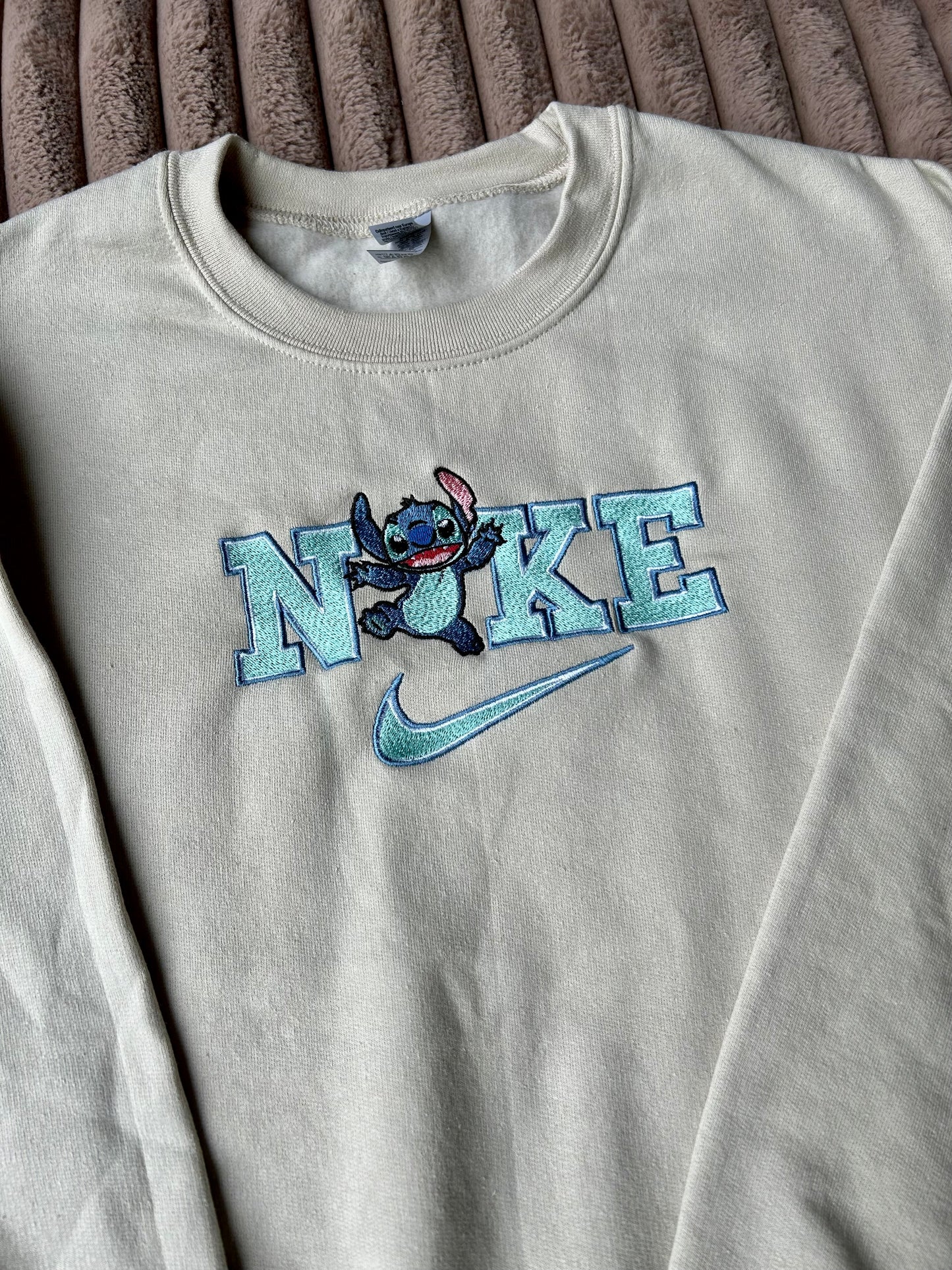 Sweat-shirt oversize et molletonné - n*ke stitch