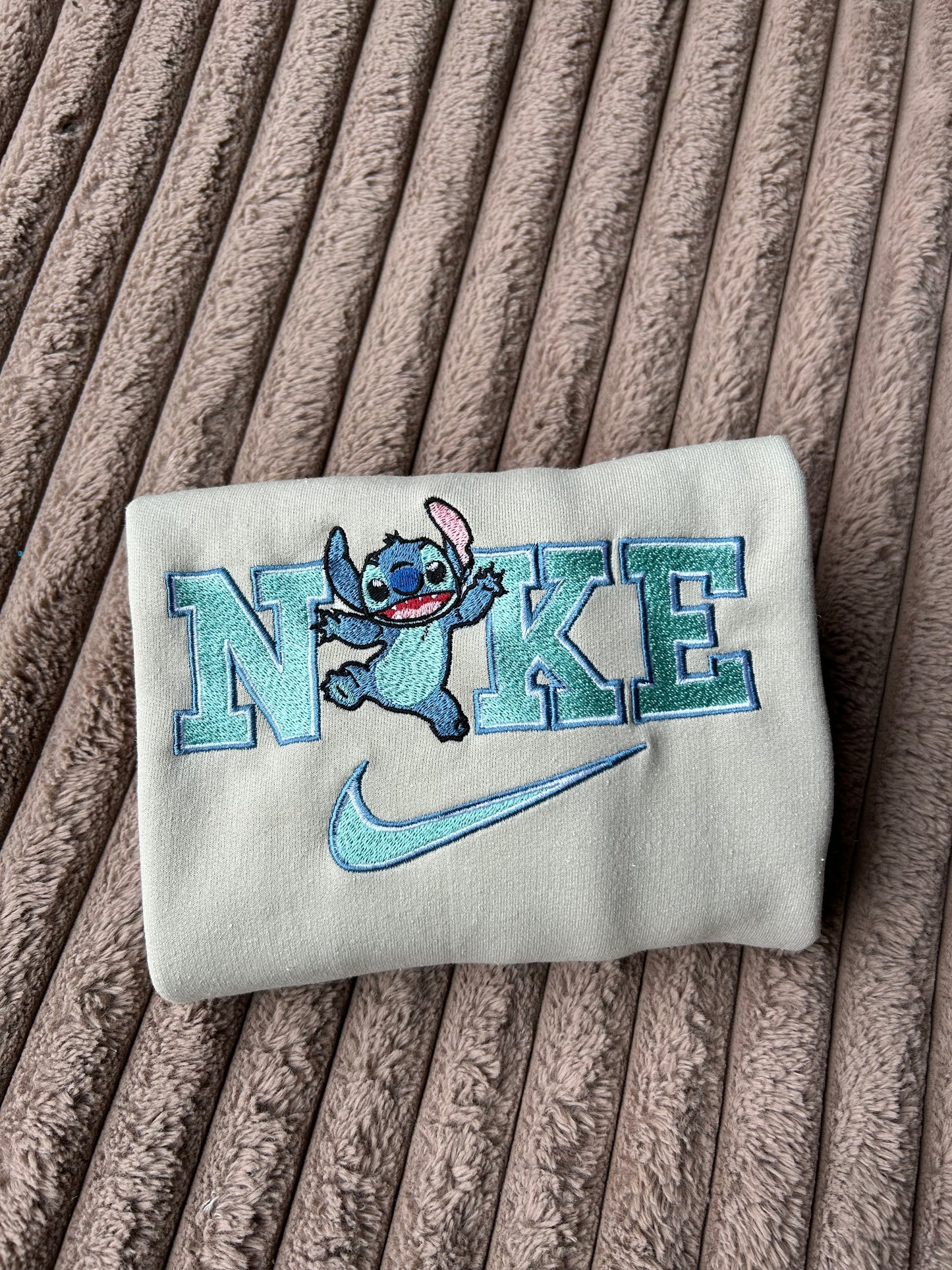 Sweat-shirt oversize et molletonné - n*ke stitch