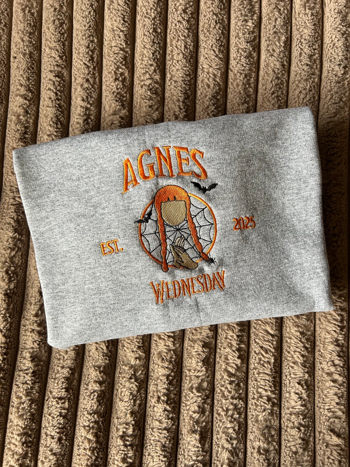 Sweat-shirt molletonné oversize – Agnès (inspiré de la série Mercredi)