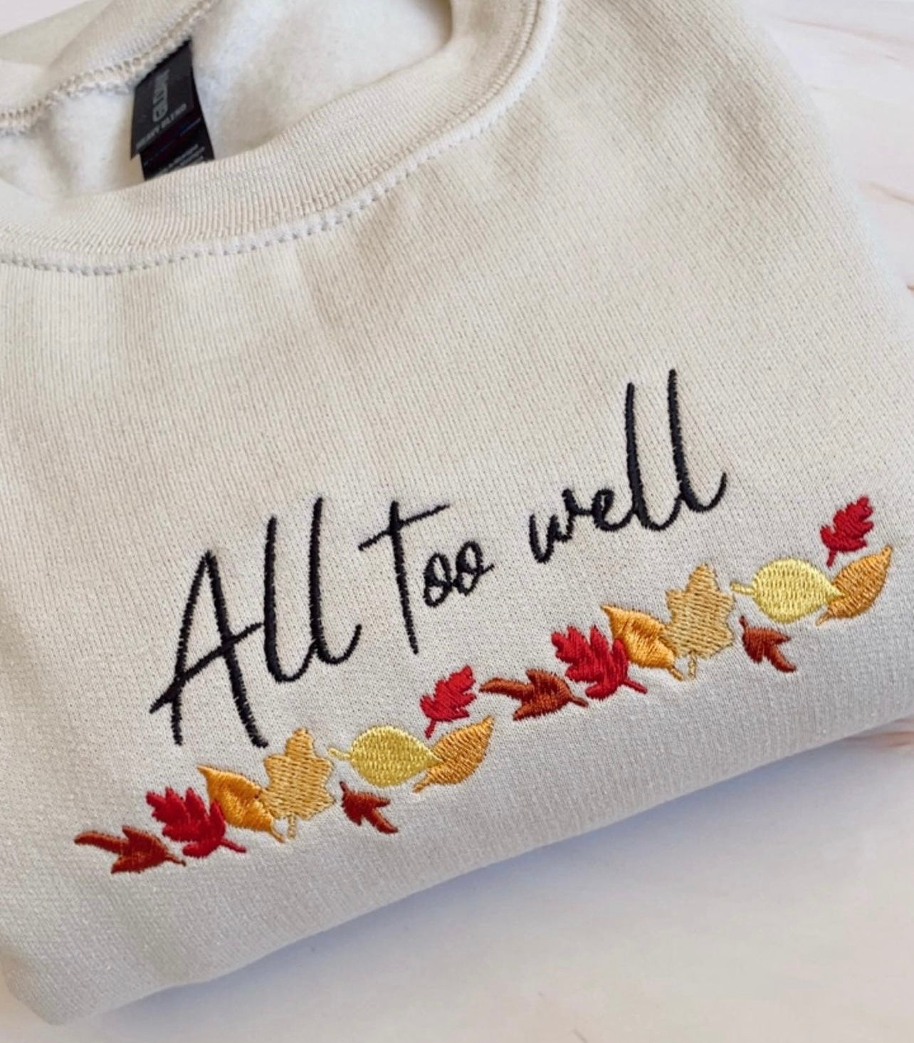 Sweat-shirt brodés all too well / Taylor Swift