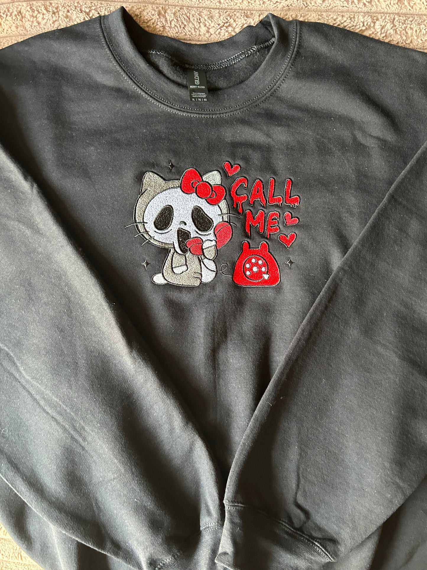 Sweat-shirt molletonné oversize – Hello Kitty version Scream