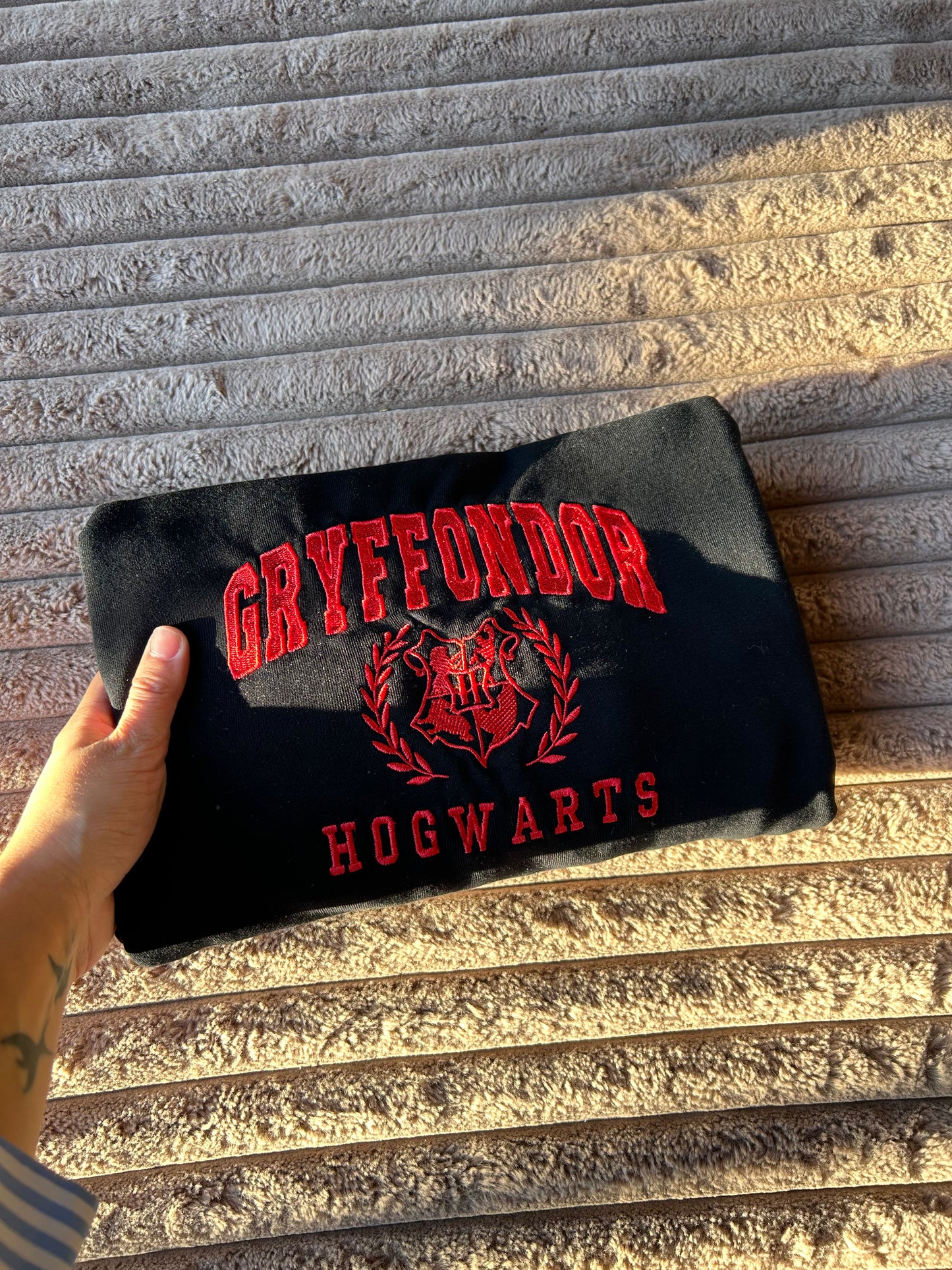 Sweat-shirt brodés Gryffondor / Harry Potter