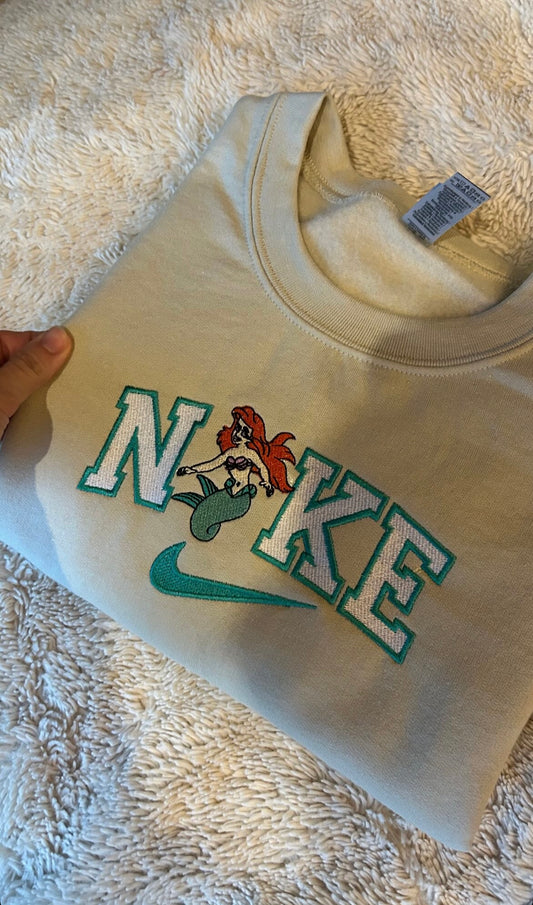 Sweat-shirt molletonné oversize unisexe – n*ke La Petite Sirène